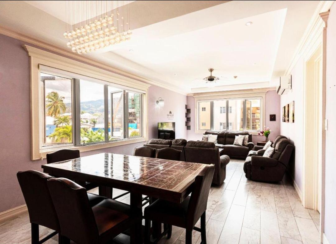 Finest Accommodation Riches Manor 1 Gladstone Drive Apt A2 Kgn 6 New Kgn Kingston Dış mekan fotoğraf